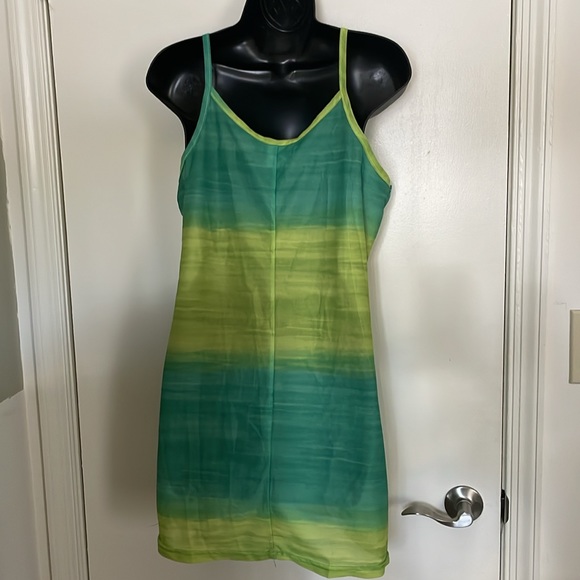 Semi-Sheer, Lightweight, Junior Sizing - Picture 3 of 6